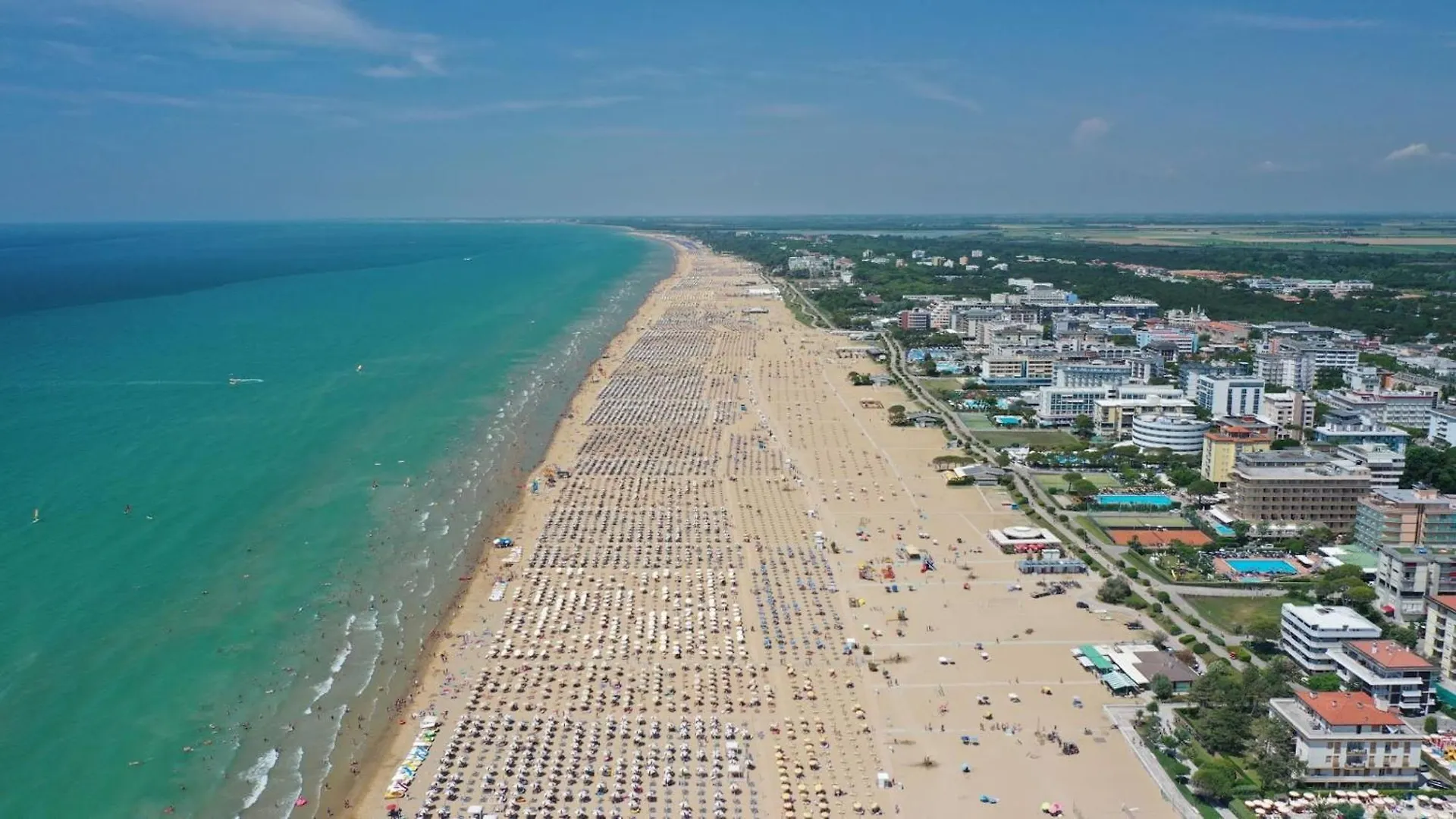 Spacious Apartment With Large Terrace - Beahost Bibione